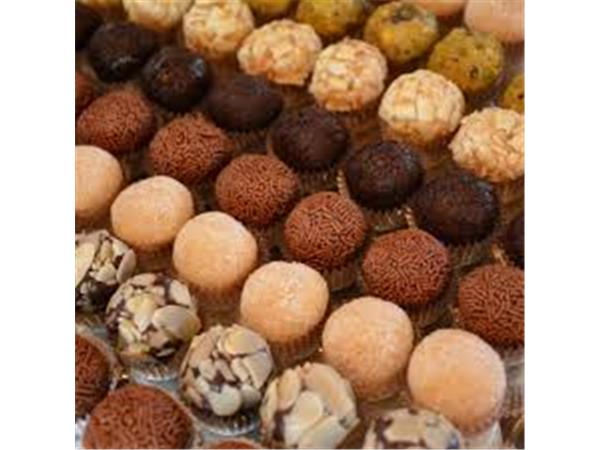 BRIGADEIRO UND
